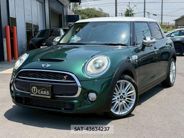Bmw MINI 2017-08 8206639-0
