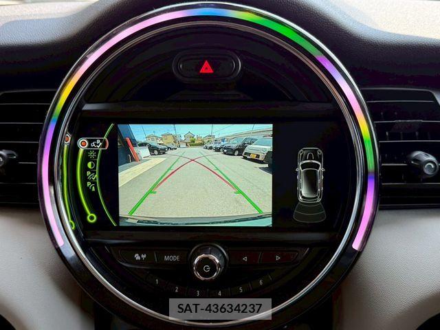 Bmw MINI 2017-08 8206639-16