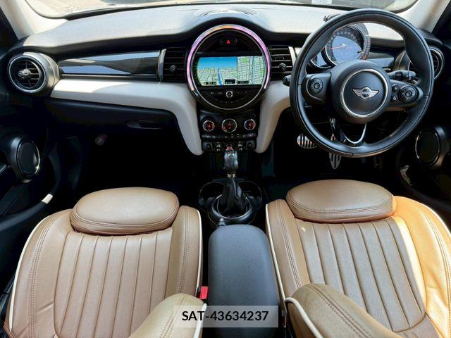 Bmw MINI 2017-08 8206639-2