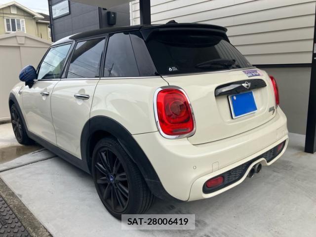 Bmw MINI 2017-10 8411434-1