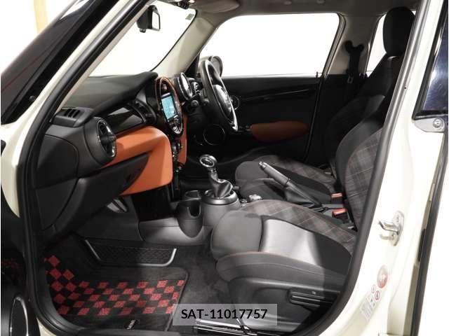 Bmw MINI 2017-02 8626016-9