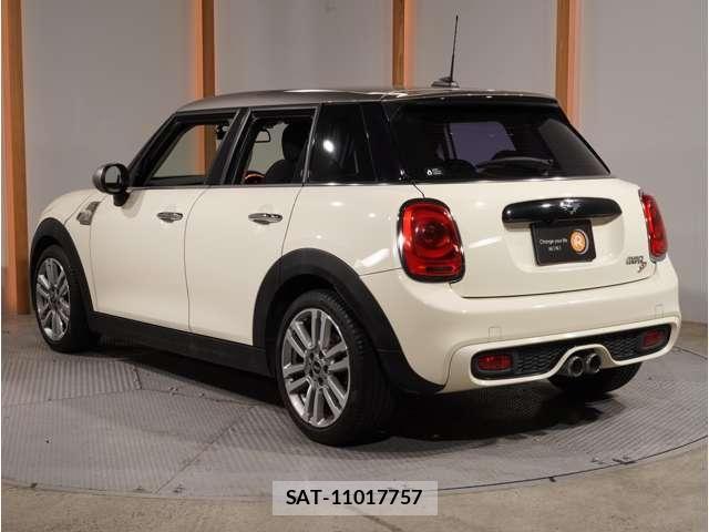 Bmw MINI 2017-02 8626016-1