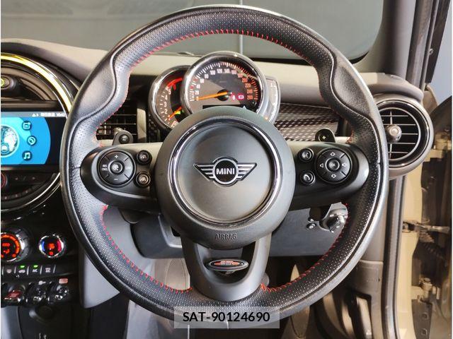 Bmw MINI 2019-09 8740950-15