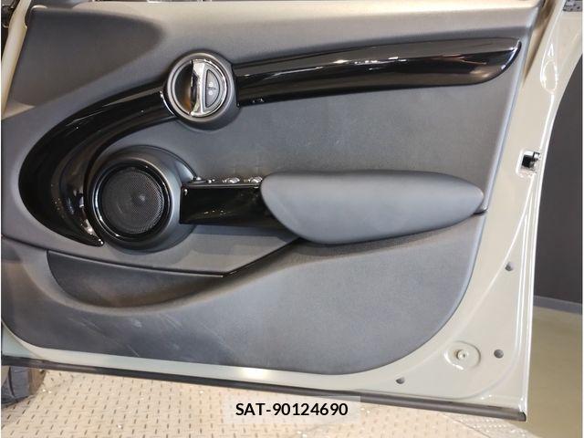 Bmw MINI 2019-09 8740950-27