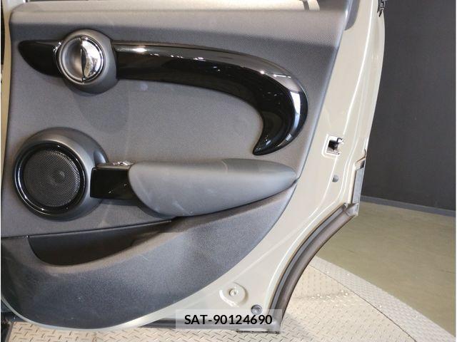 Bmw MINI 2019-09 8740950-28
