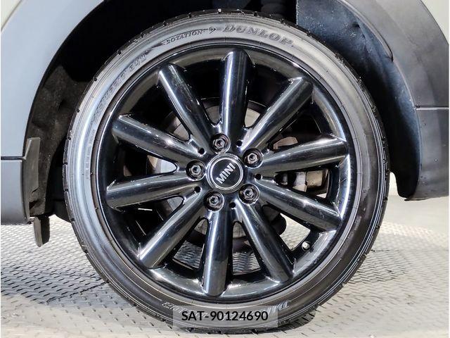 Bmw MINI 2019-09 8740950-29