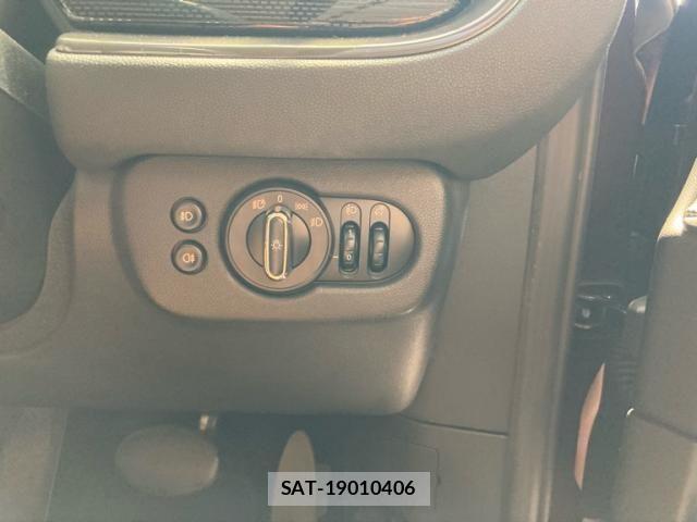 Bmw MINI 2018-10 8411436-17