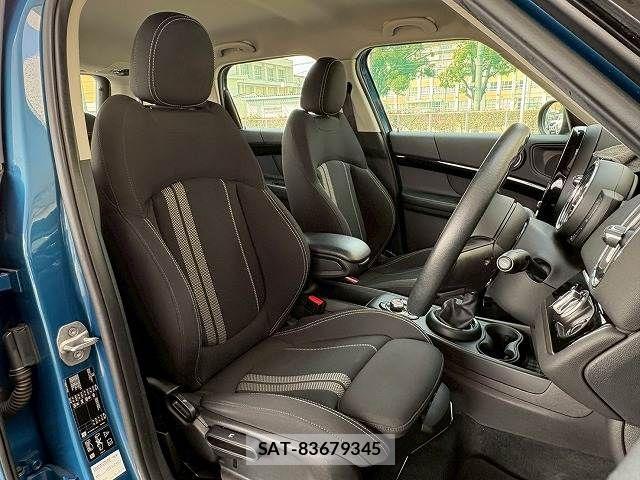 Bmw MINI 2020-10 3903992-16