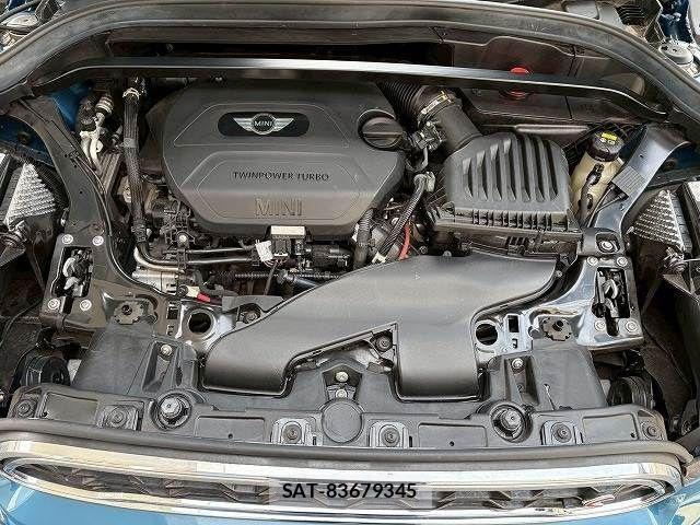 Bmw MINI 2020-10 3903992-17