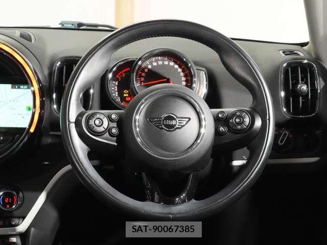 Bmw MINI 2018-09 5860759-16