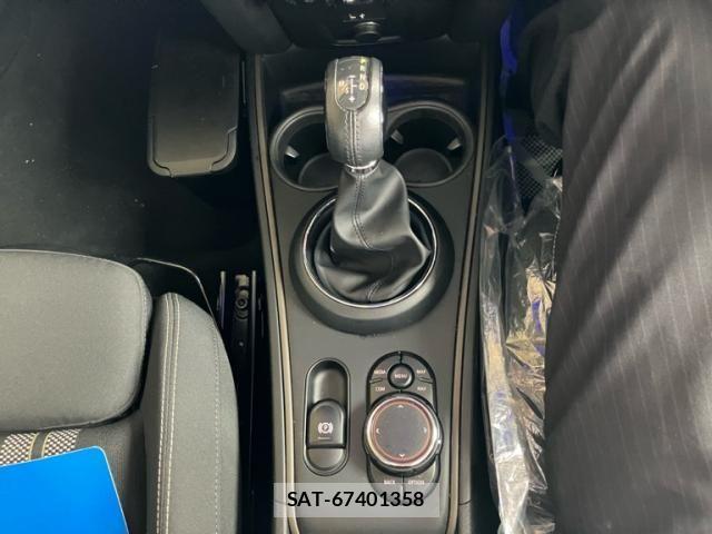 Bmw MINI 2019-06 8129236-21