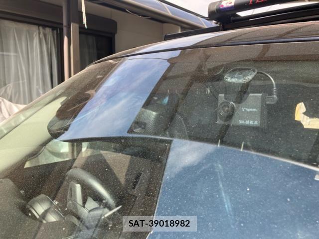 Bmw MINI 2018-12 8313422-12