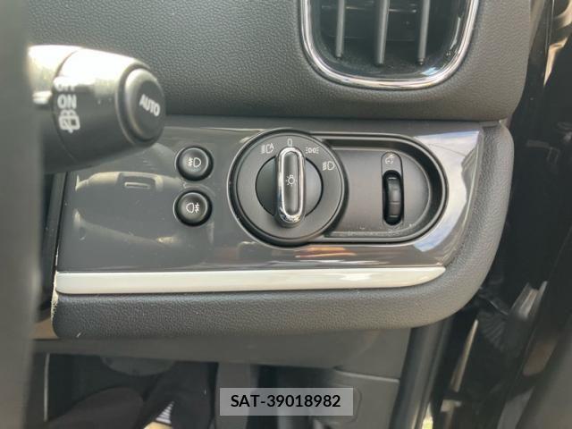 Bmw MINI 2018-12 8313422-15