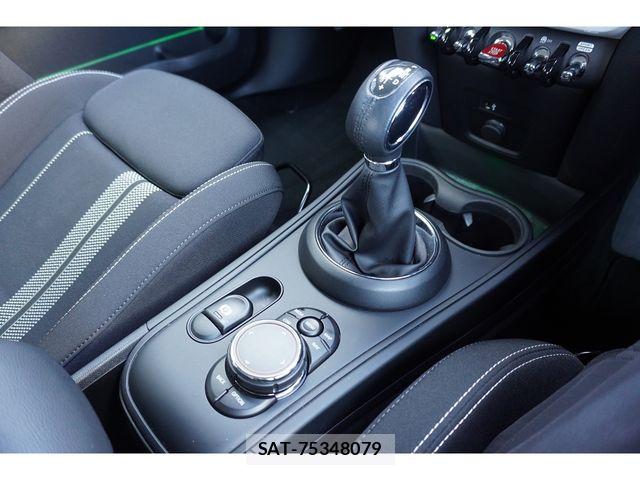 Bmw MINI 2019-11 8364975-15