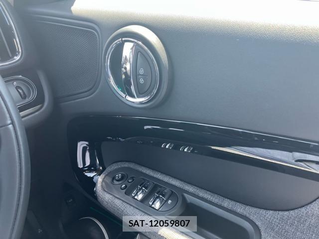 Bmw MINI 2020-06 8098314-16