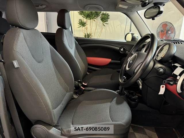 Bmw MINI 2010-06 1411547-15