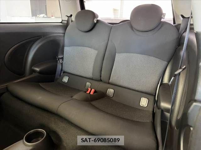 Bmw MINI 2010-06 1411547-17