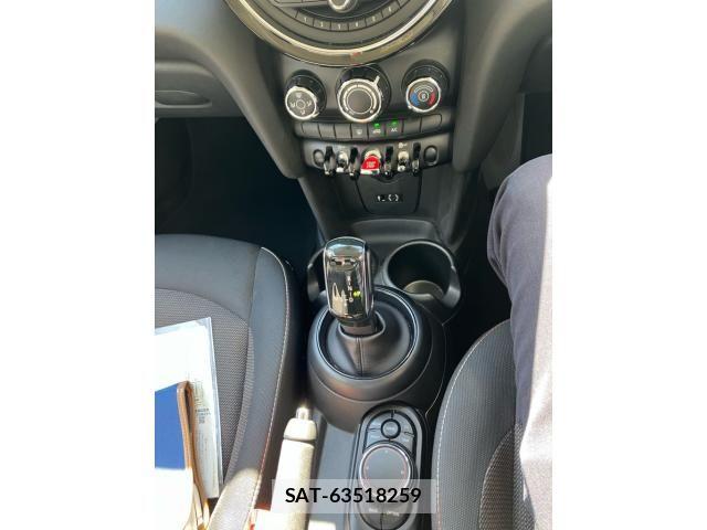 Bmw MINI 2018-03 7215468-17