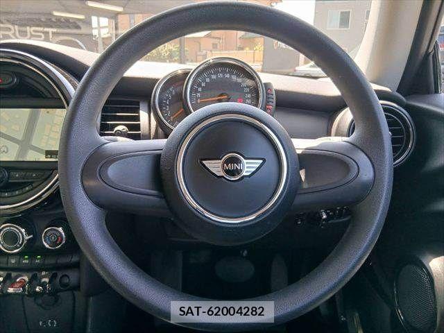 Bmw MINI 2015-08 8206641-9