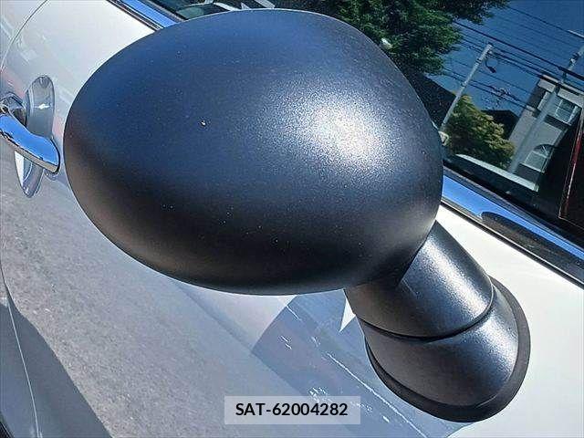 Bmw MINI 2015-08 8206641-24