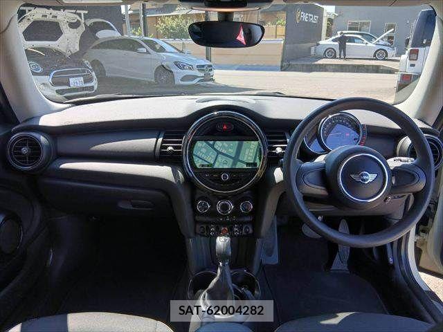 Bmw MINI 2015-08 8206641-2
