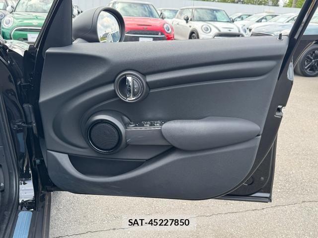 Bmw MINI 2018-03 6690924-23