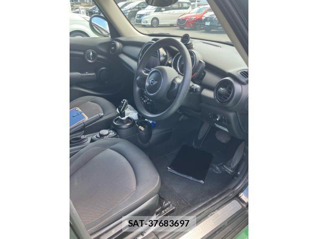 Bmw MINI 2018-04 8411450-18