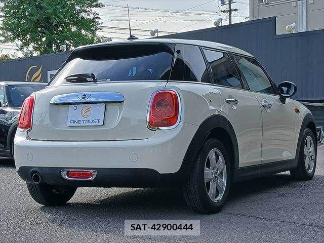Bmw MINI 2015-12 8658240-16
