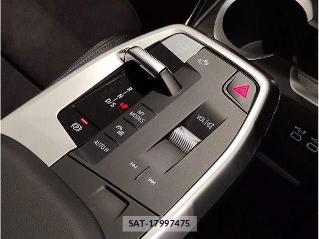 Bmw X1 2023-12 2077184-8