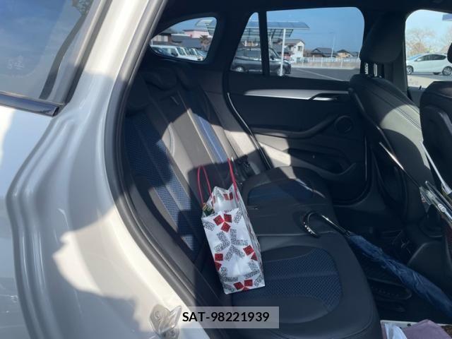 Bmw X1 2021-03 3355881-13