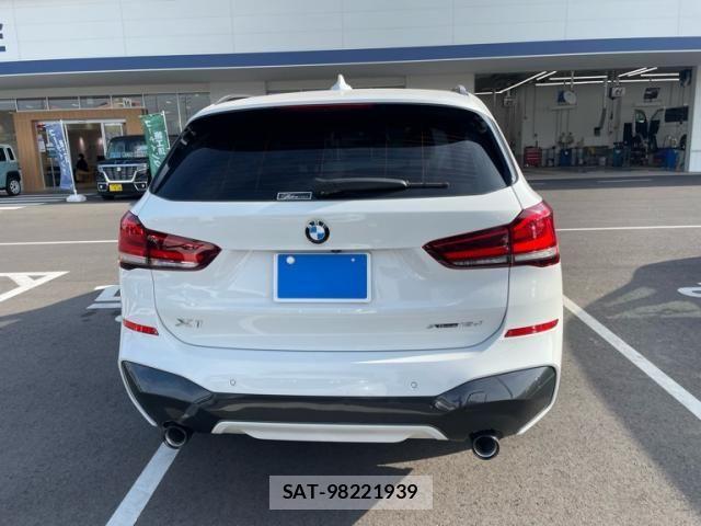 Bmw X1 2021-03 3355881-3