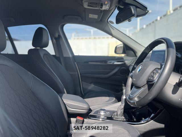 Bmw X1 2017-08 3413819-3