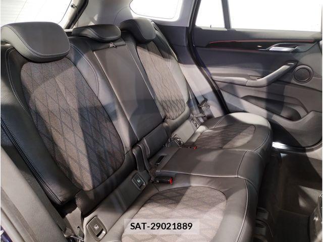 Bmw X1 2017-10 3661997-11