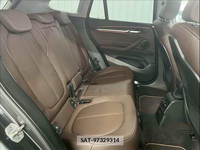 Bmw X1 2021-03 3661974-7