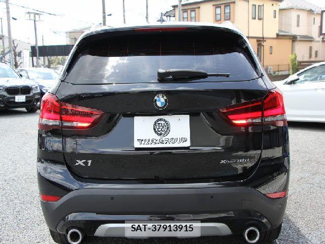 Bmw X1 2022-01 6007627-28