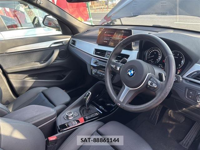 Bmw X1 2020-11 6610888-11