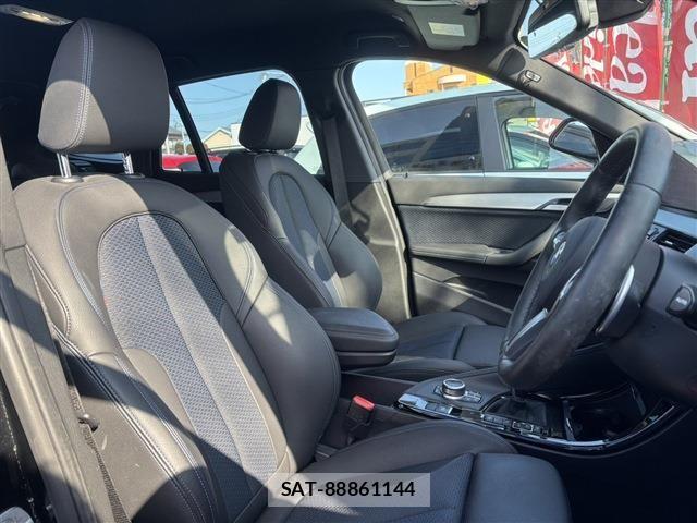 Bmw X1 2020-11 6610888-12