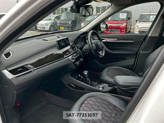 Bmw X1 2018-03 6610893-11