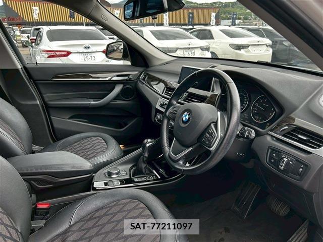 Bmw X1 2018-03 6610893-12