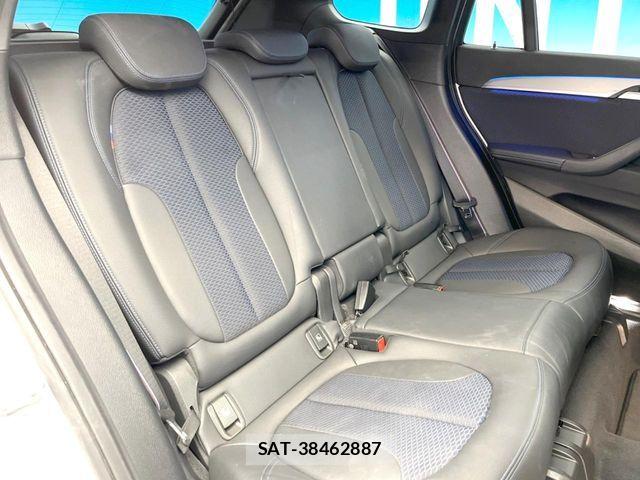 Bmw X1 2022-03 6610883-10