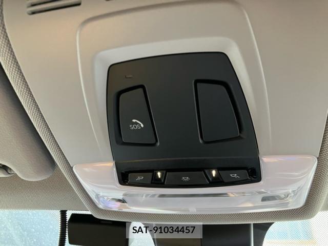 Bmw X1 2021-06 6902814-23