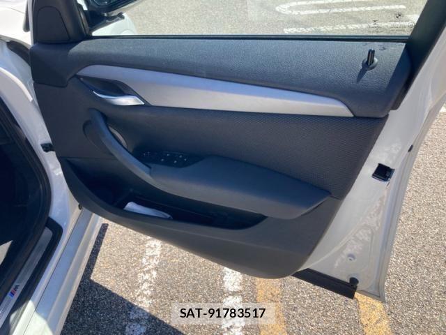 Bmw X1 2015-07 6902825-14
