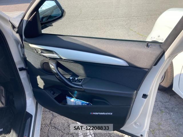 Bmw X1 2021-06 6902811-10