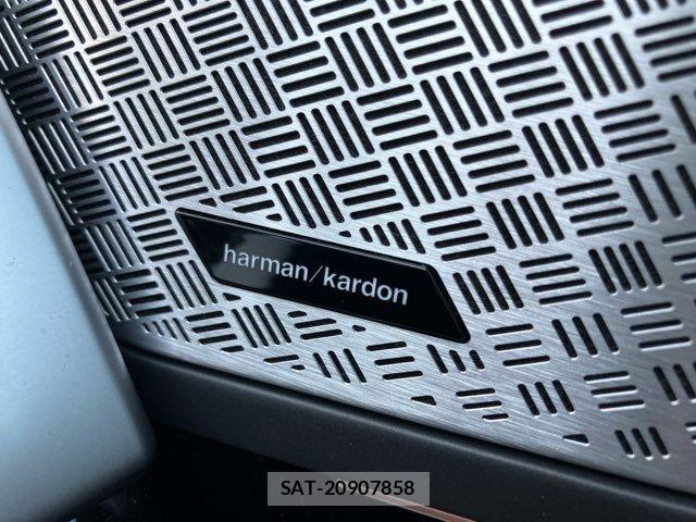 Bmw X1 2023-12 6990828-13