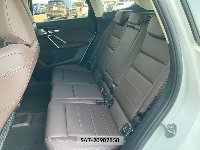 Bmw X1 2023-12 6990828-17