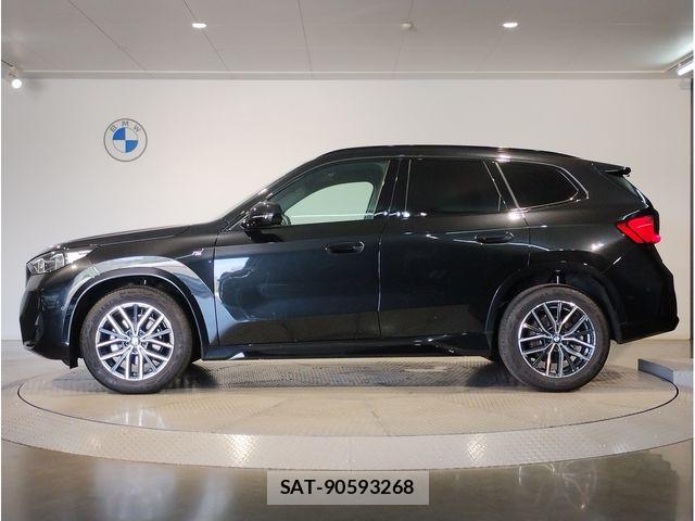 Bmw X1 2023-11 7020112-2
