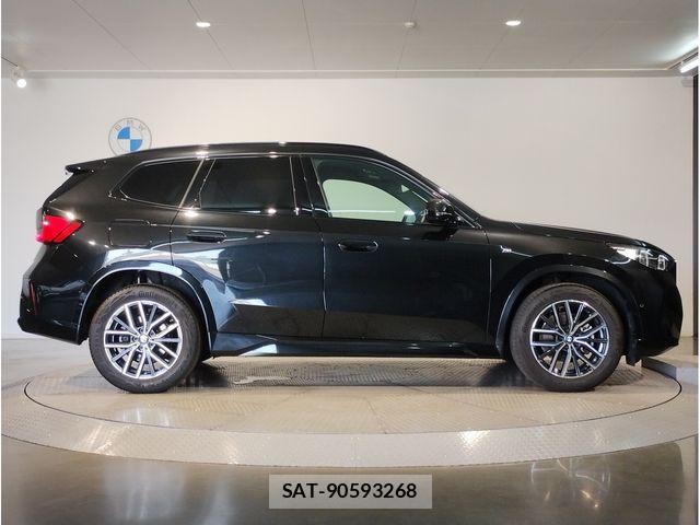 Bmw X1 2023-11 7020112-6