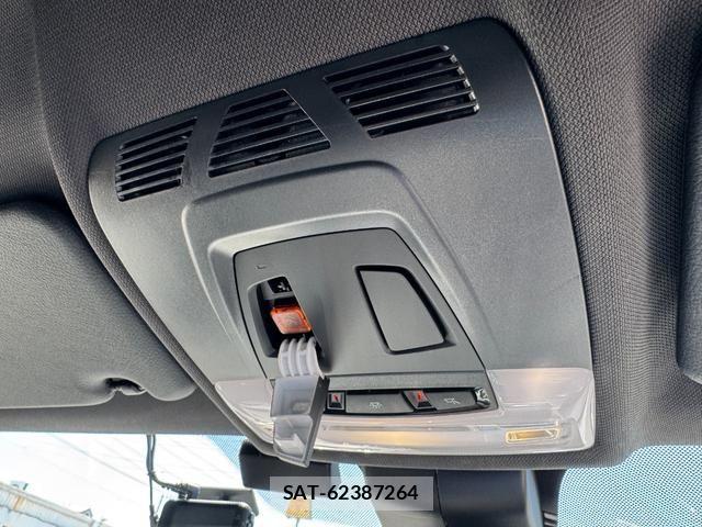 Bmw X1 2021-05 7215503-21