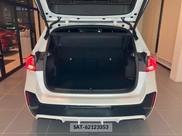 Bmw X1 2025-08 7215514-15