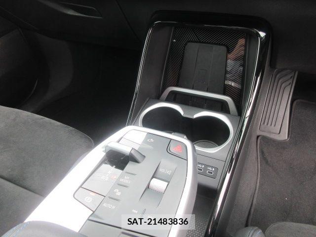 Bmw X1 2023-08 7215512-10